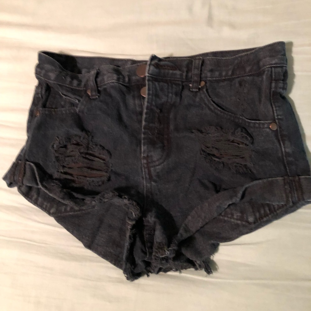 Distressed high waisted shorts